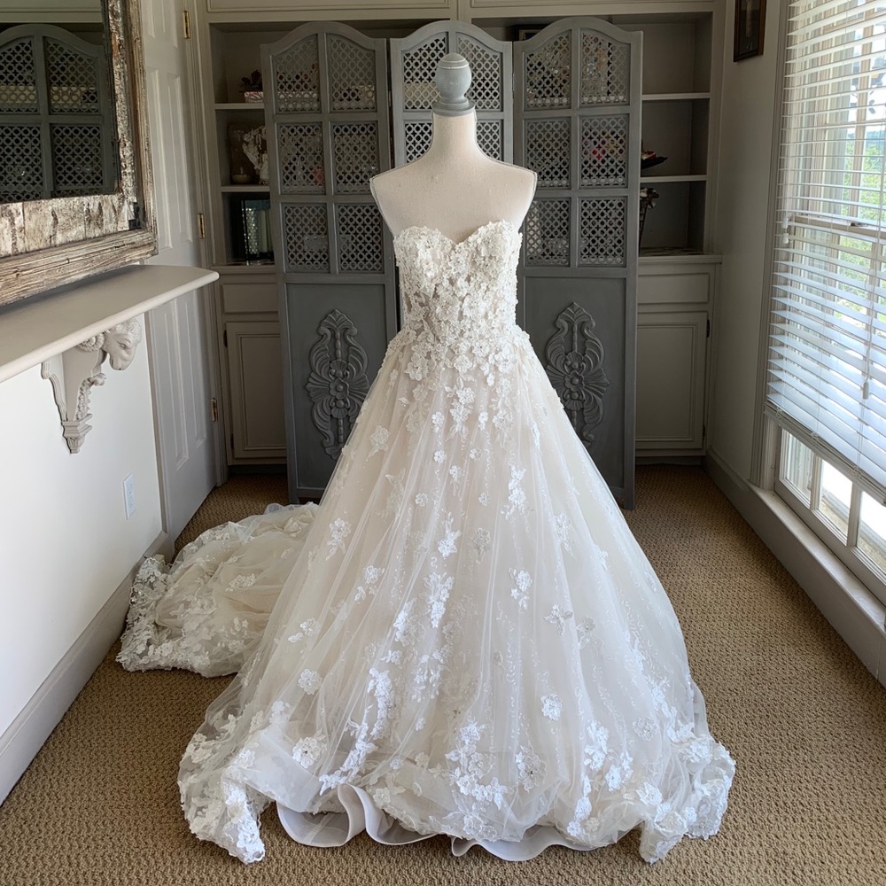 Eve of Milady Wedding Dress